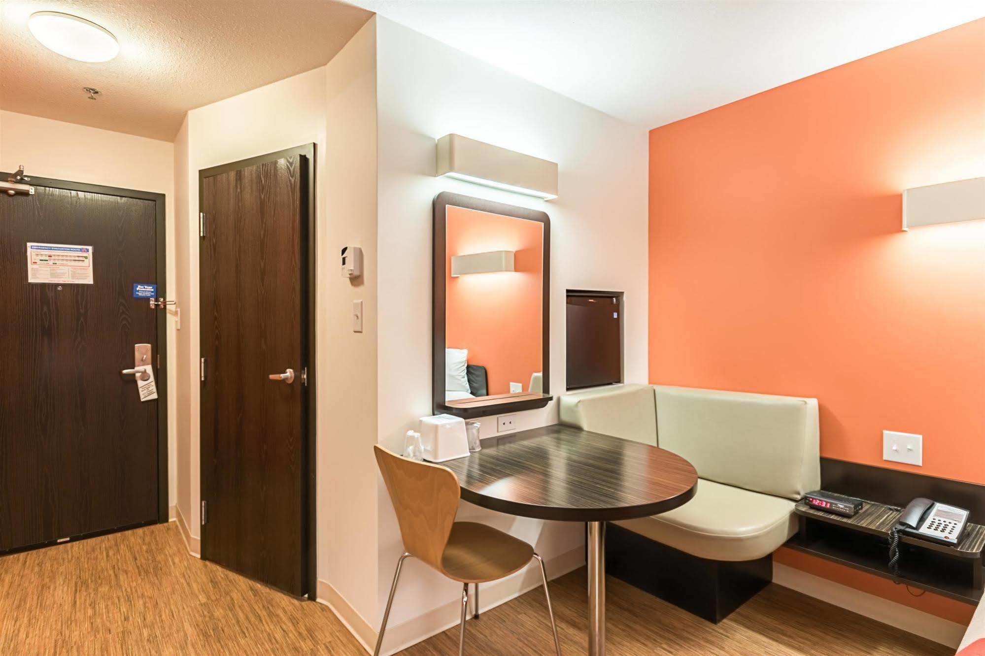 Motel 6-Moosomin, Sk Esterno foto